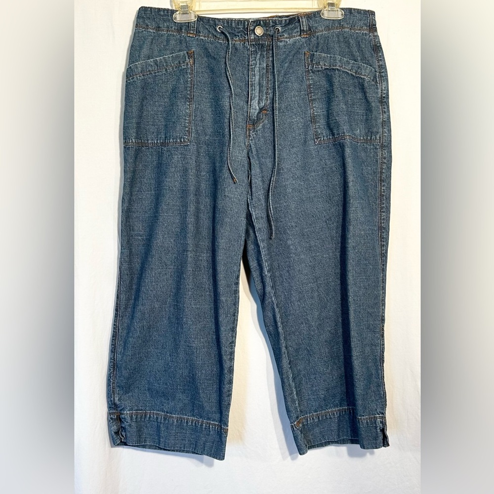 WOMENS SIZE 14M WAIST 33 LEE RIVETED BLUE DENIM SPLIT HEM CAPRI PANTS